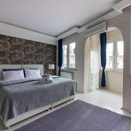 Compact & Bright 1br In Taksim W View Apartman Isztambul